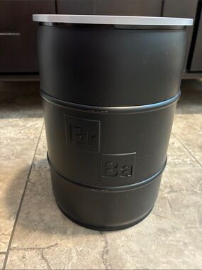 Breaking Bad The Complete Series Barrel DVD Set